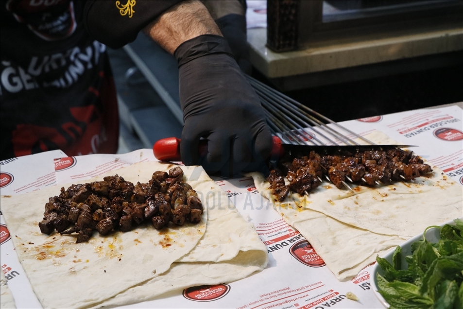 ئورفا... جگەری برژاو لە مانگی رەمەزاندا خواستێکی زۆری لەسەرە