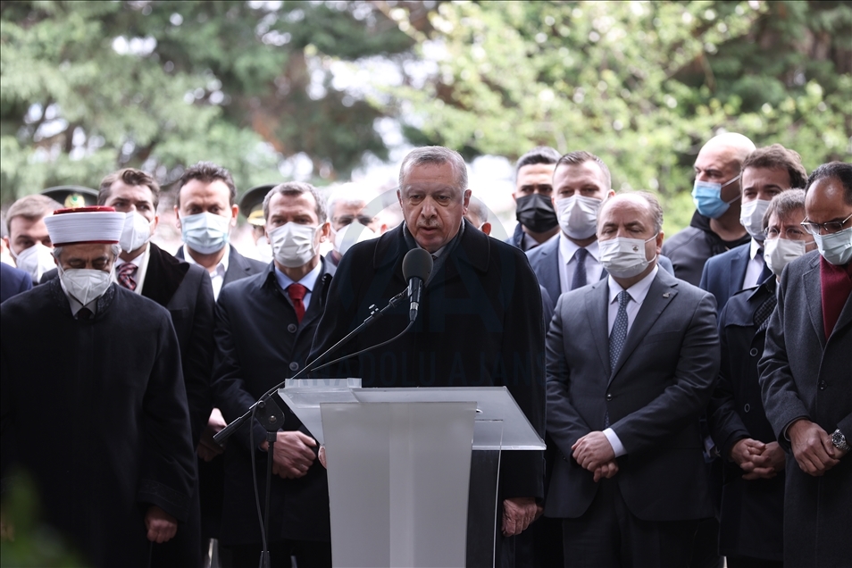 8. Cumhurbaşkanı Turgut Özal, vefatının 28. yılında kabri başında anıldı