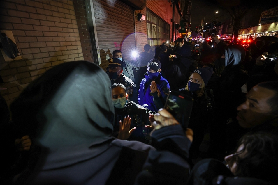 New York'ta polis şiddeti karşıtı protesto