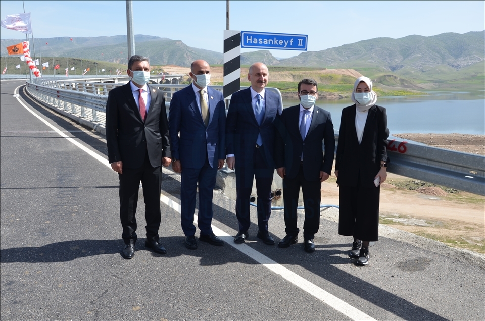 Ulaştırma ve Altyapı Bakanı Karaismailoğlu, Hasankeyf-2 Köprüsü Açılış Töreninde konuştu