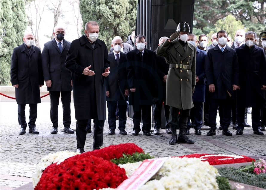8. Cumhurbaşkanı Turgut Özal, vefatının 28. yılında kabri başında anıldı