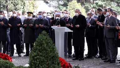 8. Cumhurbaşkanı Turgut Özal, vefatının 28. yılında kabri başında anıldı