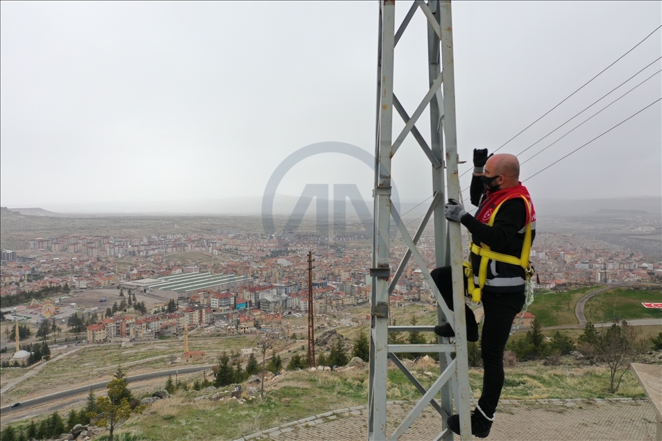 Amatör telsizciler Kapadokya'da kesintisiz iletişim için gönüllü çalışıyor