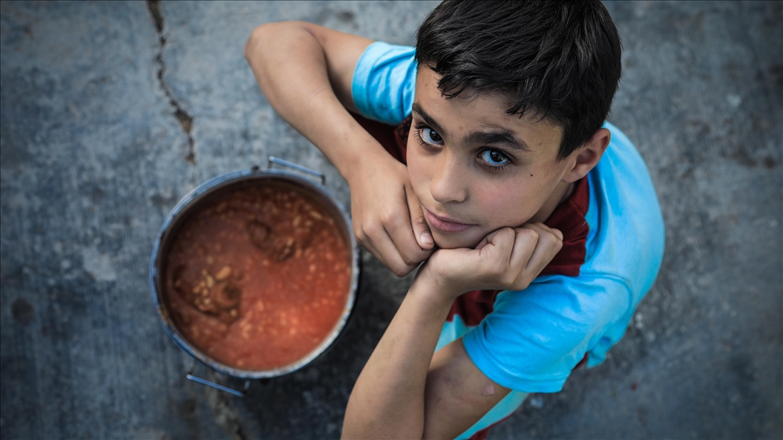 Irak'ta çöplük alandan yoksulların iftar adresine dönüşen aşevi: Çorbahane