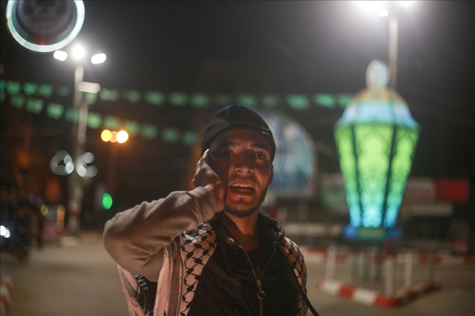 Gazze'de ramazan davulcularının sahur mesaisi