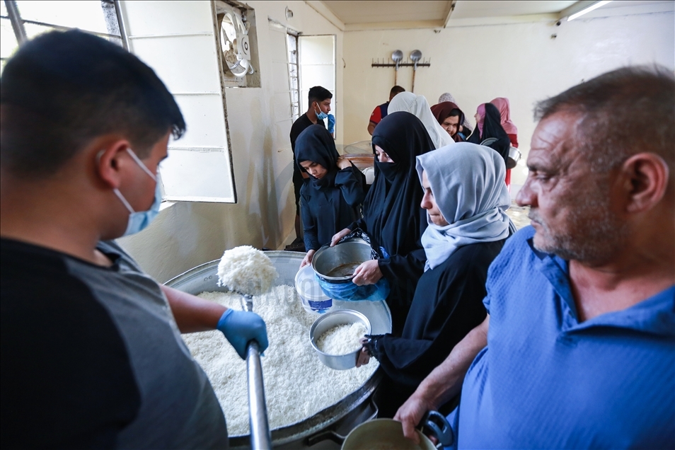 Irak'ta çöplük alandan yoksulların iftar adresine dönüşen aşevi: Çorbahane
