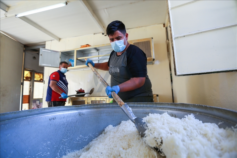 Irak'ta çöplük alandan yoksulların iftar adresine dönüşen aşevi: Çorbahane