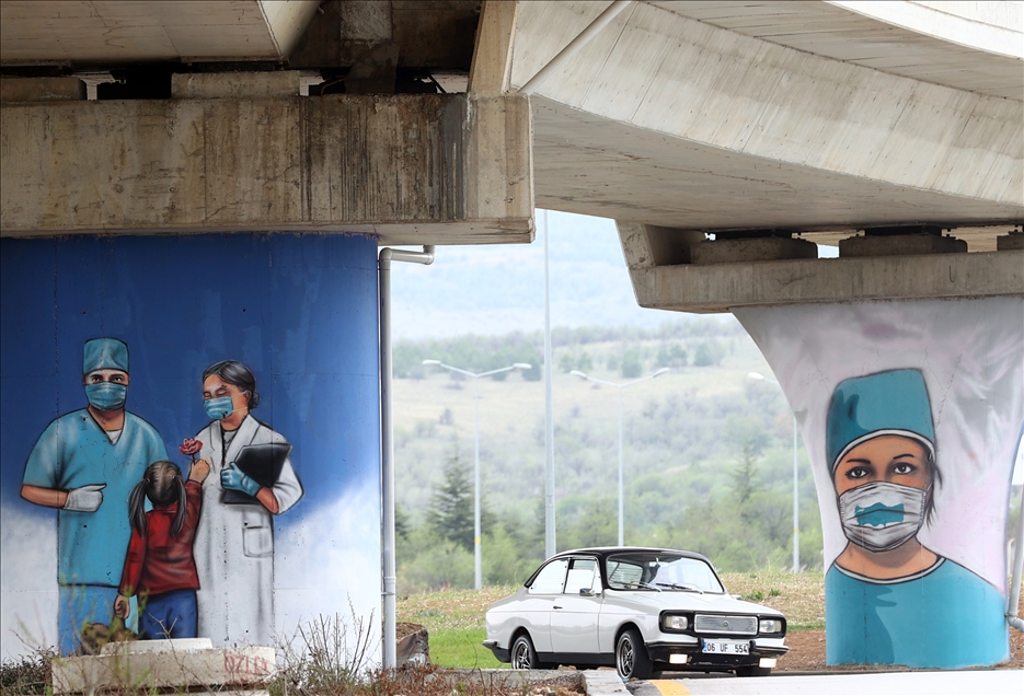 Graffitis of health workers in Ankara