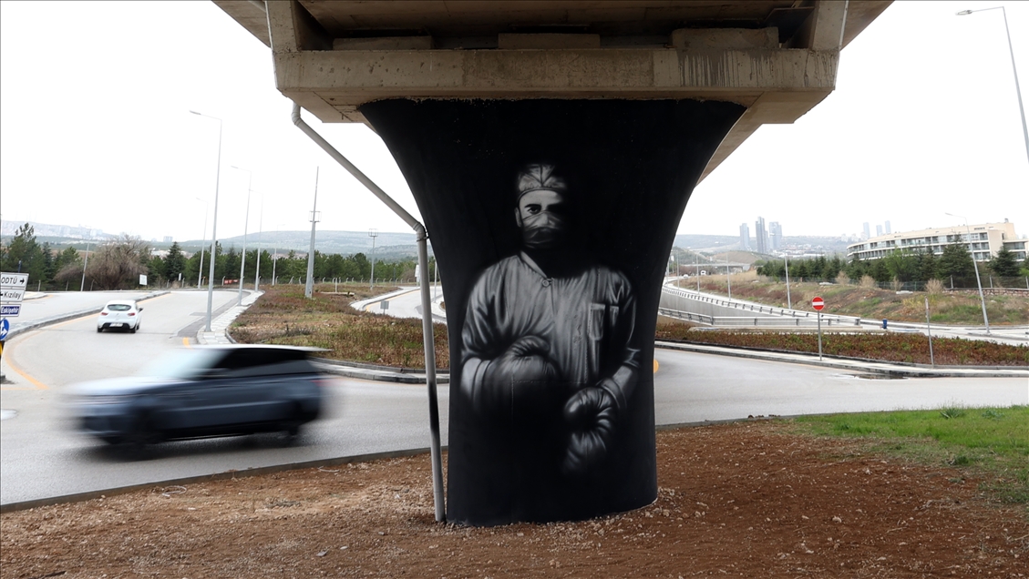 Graffitis of health workers in Ankara