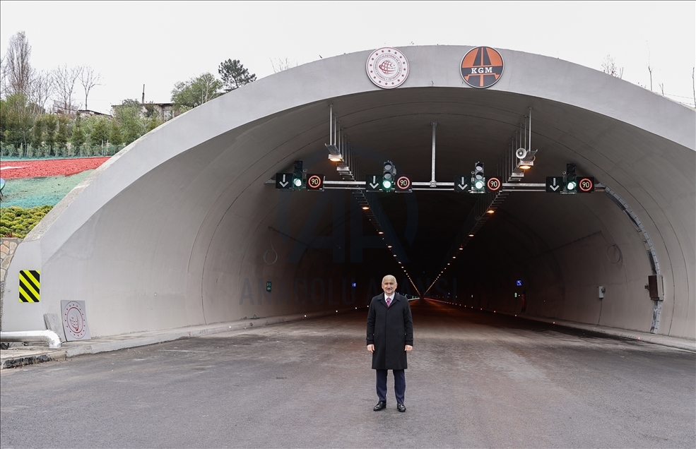 Wezîr Karaîsmaîloglu: Di 19 salên dawîn da me ji bo gihandin û ragihandinê trîlyonek û 86 milyar dolar veberhênan kir
