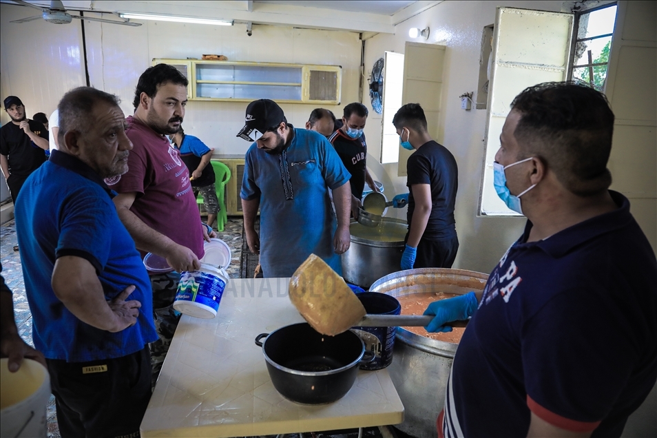 Irak'ta çöplük alandan yoksulların iftar adresine dönüşen aşevi: Çorbahane