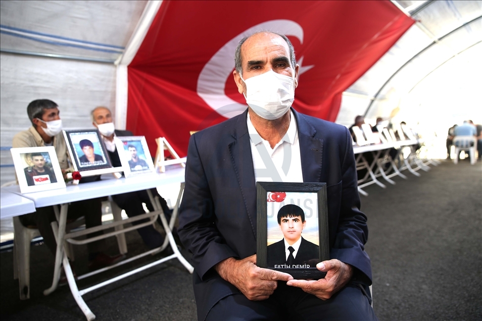 Diyarbakır anneleri evlat nöbetini kararlılıkla sürdürüyor