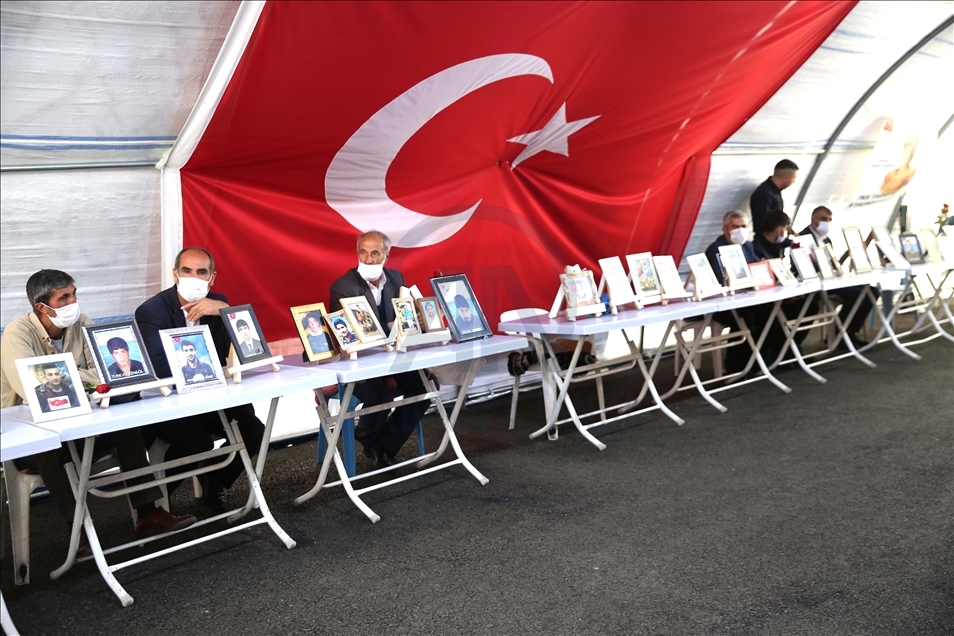 Diyarbakır anneleri evlat nöbetini kararlılıkla sürdürüyor