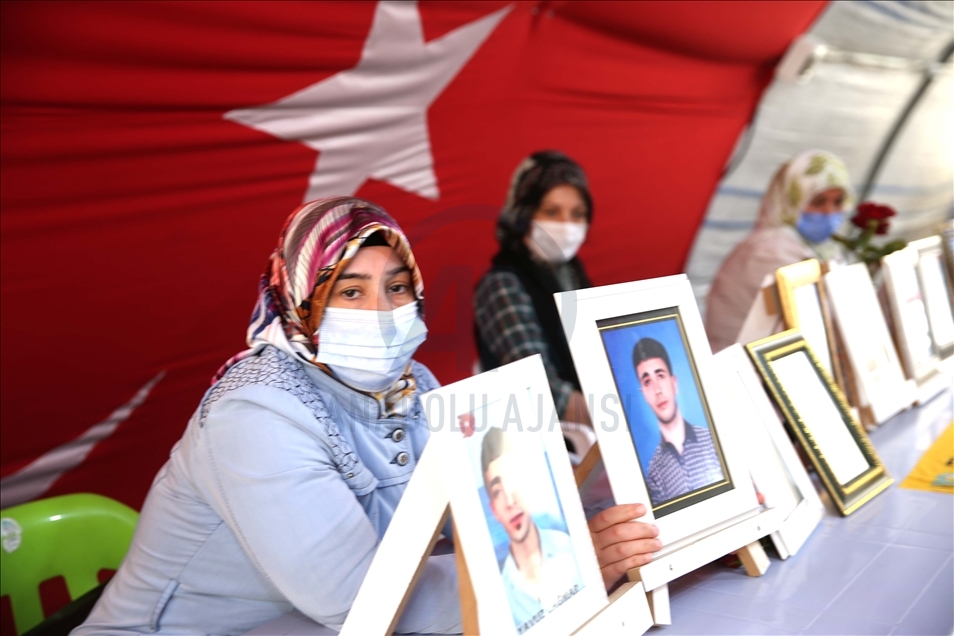 Diyarbakır anneleri evlat nöbetini kararlılıkla sürdürüyor