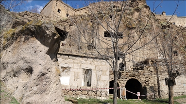 Aksaray Manastır Vadisi'ndeki yer altı şehri, ziyaretçilerini tarih yolculuğuna çıkartıyor