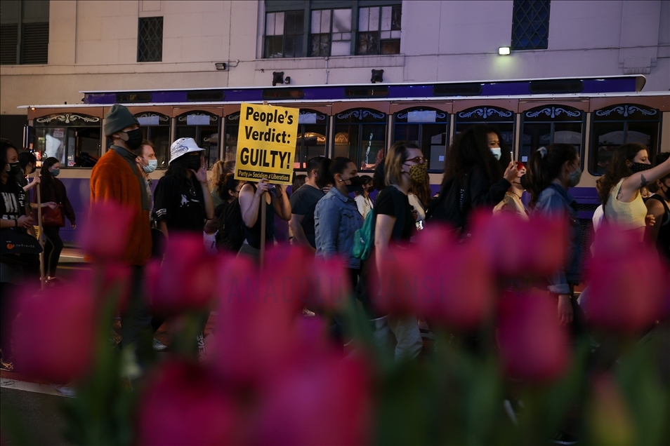 ABD'de siyahi Floyd davasında eski polis Chauvin’in suçlu bulunması memnuniyetle karşılandı