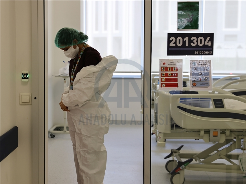 Ankara Şehir Hastanesi Kovid-19 yoğun bakım ünitesi kapılarını AA'ya açtı