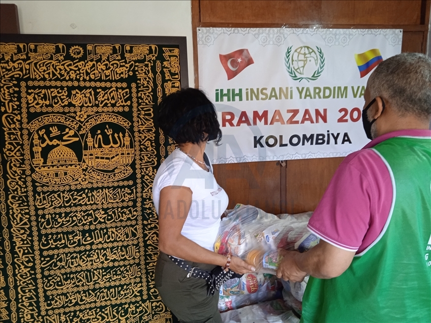 توزیع کمک های بشردوستانه ترکیه در کلمبیا 