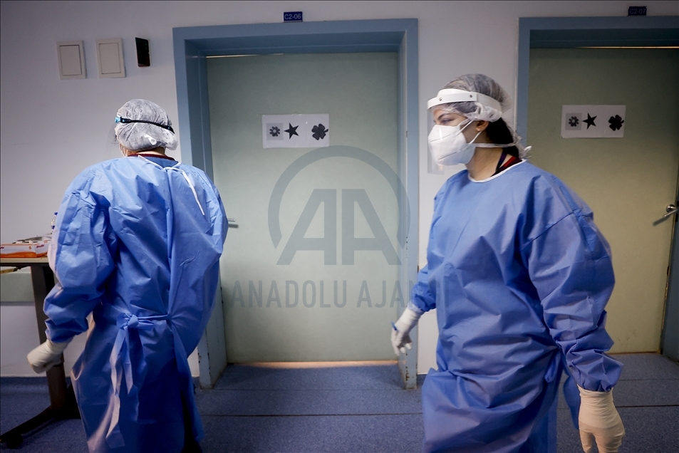Turizm kenti Antalya'da Kovid-19 ile etkin mücadele sürüyor