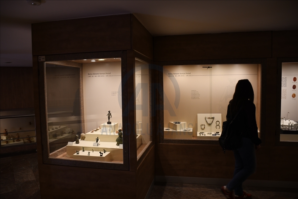 Mitolojide tanrıların habercisi Hermes'in 2 bin 300 yıllık heykelciği Çorum Müzesi'nde sergileniyor