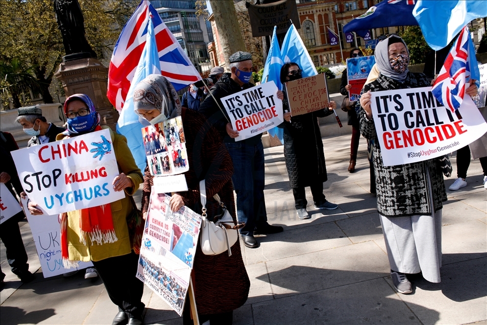 Çin'in Uygur Türklerine yönelik politikası Londra'da protesto edildi