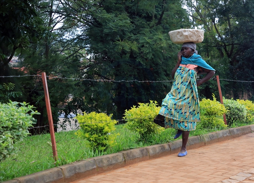 Ruanda'nın başkenti Kigali'de günlük yaşam