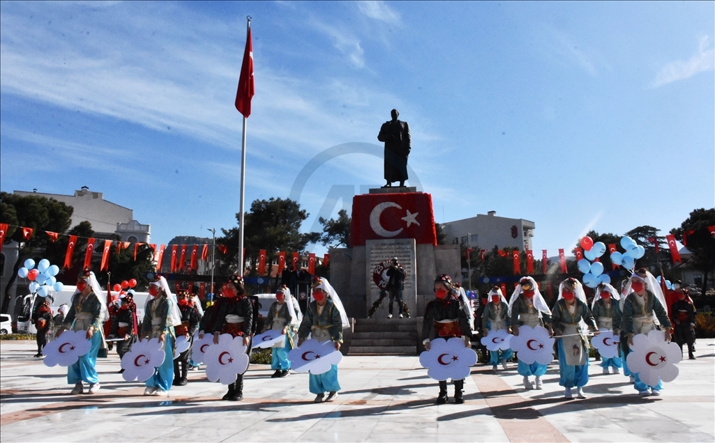 В Турции отмечают День национального суверенитета и детей