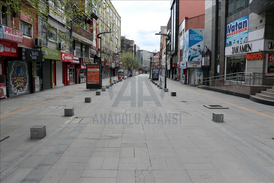Doğu Marmara ve Batı Karadeniz'de sokağa çıkma kısıtlamasına uyuluyor