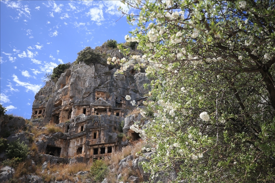 Turizmin başkenti" Antalya, açık hava müzeleriyle göz kamaştırıyor