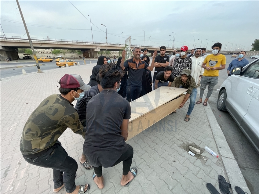 عشرات القتلى والجرحى إثر حريق بمستشفى لمرضى كورونا في بغداد