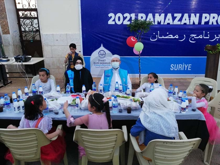 زار رئيس الشؤون الدينية التركي، عل