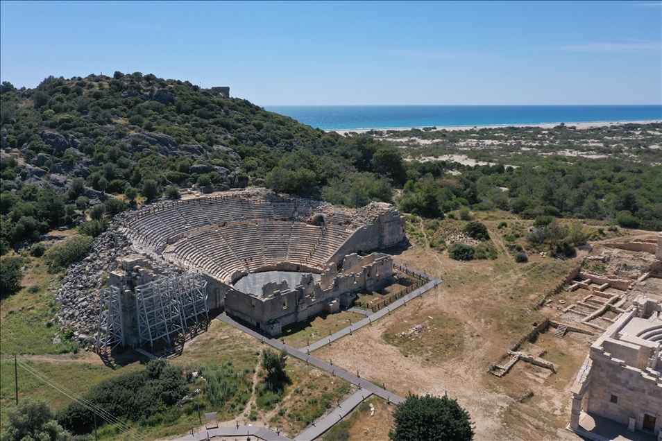 "Turizmin başkenti" Antalya, açık hava müzeleriyle göz kamaştırıyor