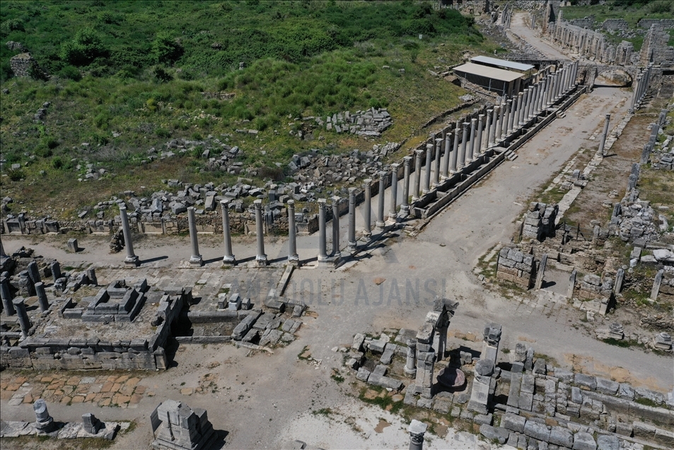 "Turizmin başkenti" Antalya, açık hava müzeleriyle göz kamaştırıyor