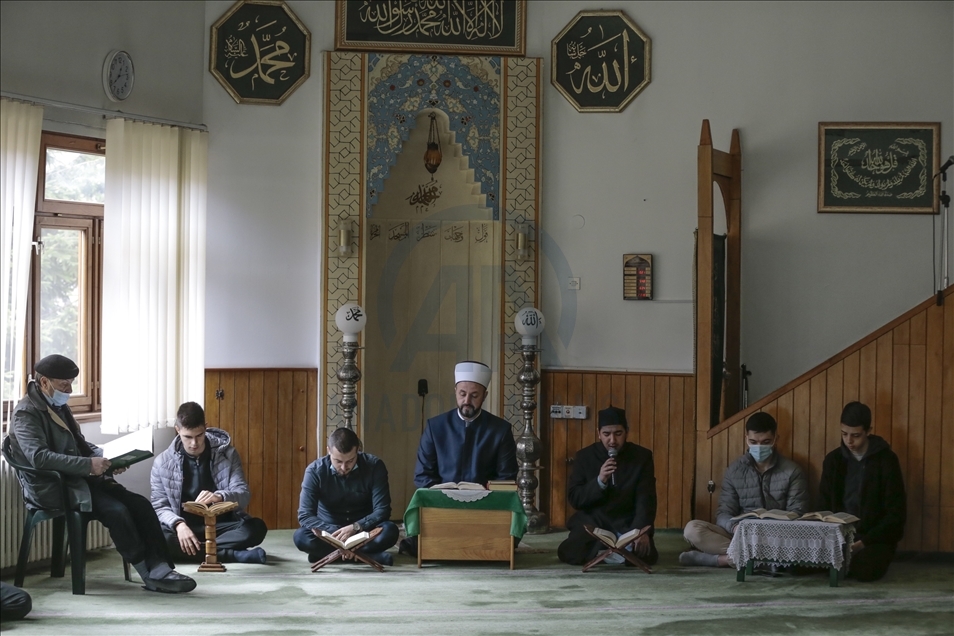 Migrantskom rutom iz Maroka do BiH: Hafiz Zekeriyah Arif uči mukabelu i pomaže u brizi o džamiji u Sarajevu