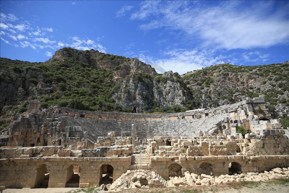 Turizmin başkenti" Antalya, açık hava müzeleriyle göz kamaştırıyor