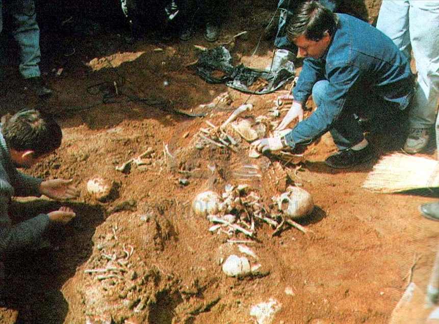 Prilikom iskopavanja masovne grobnice u gradu Vanu 4. aprila 199