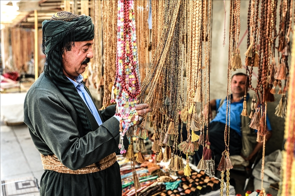 ترسی تووشبوون بە کۆرۆنا خواستی لەسەر تەسبیحیش کەم کردووە