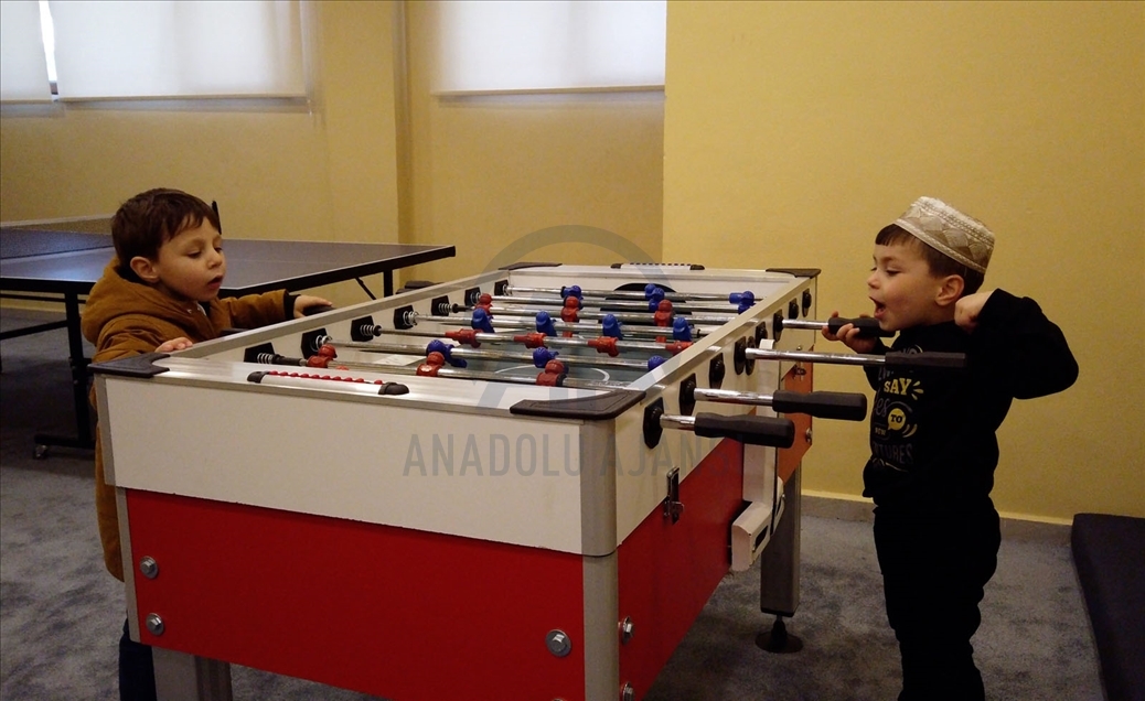Sakarya'da imam "Bu Camide Çocukların Dokunulmazlığı Vardır" projesiyle çocukları camiye alıştırıyor