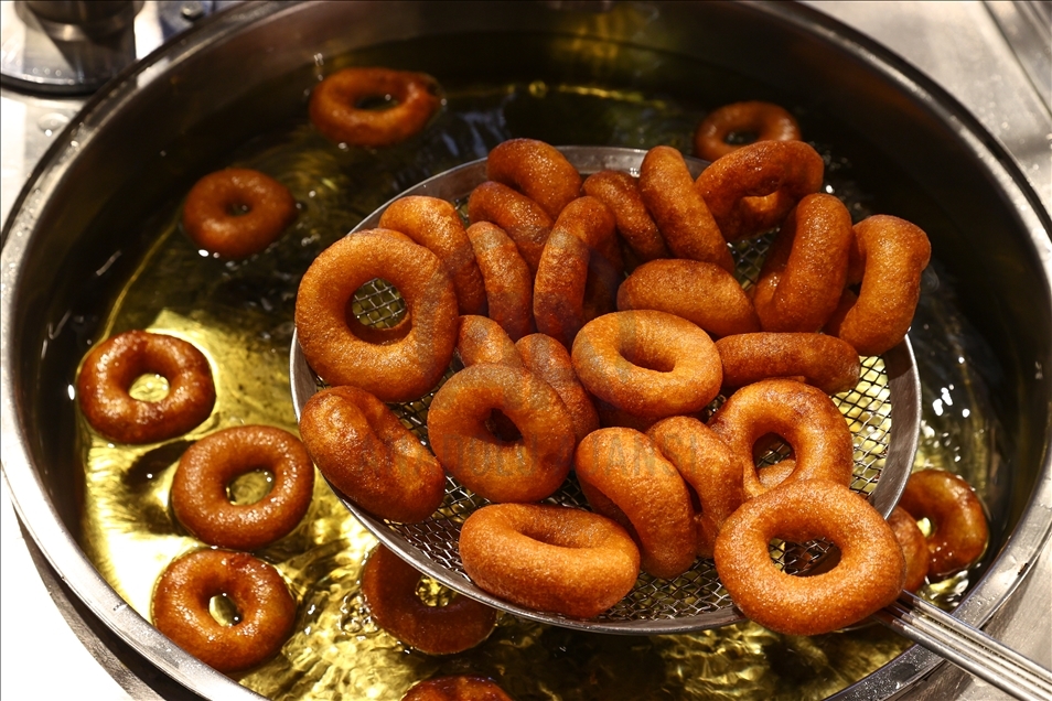 Turkish fried sweet dough "Lokma"