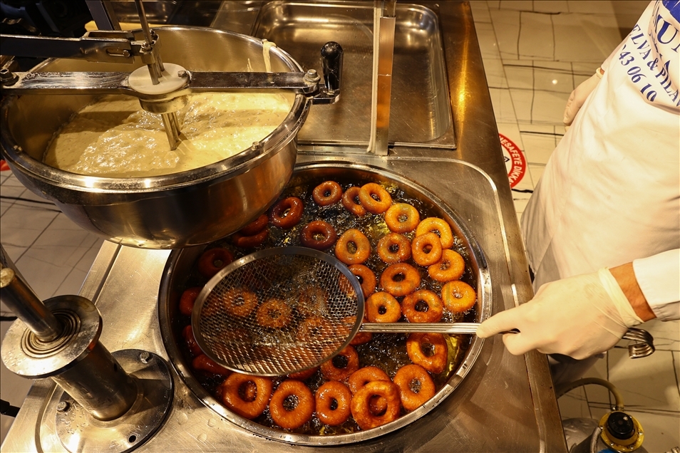 Turkish fried sweet dough "Lokma"