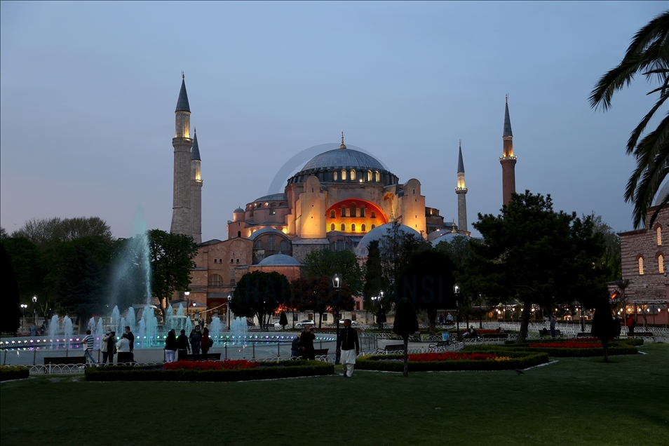İstanbul'da tam kapanma başladı