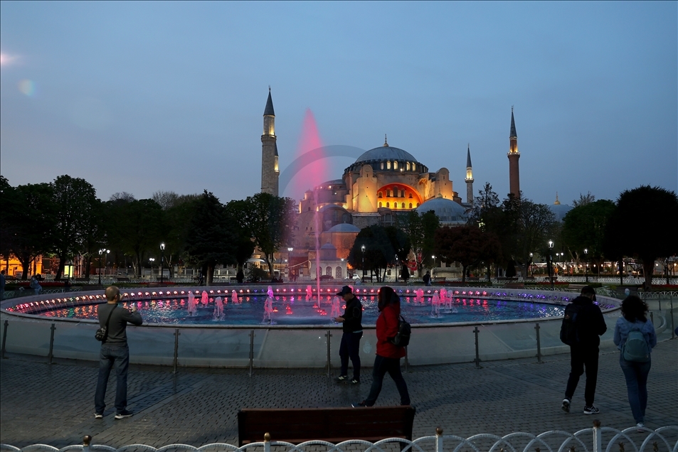 İstanbul'da tam kapanma başladı