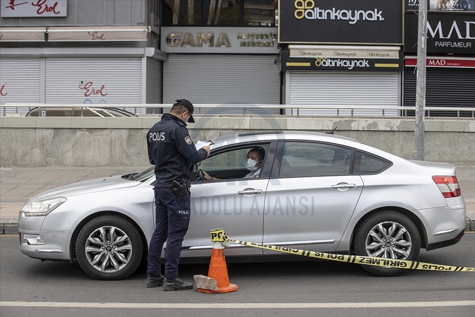 Ankara, Turska - 30. april 2021: Širom Turske od sinoć je na