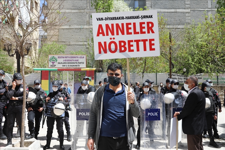 Malbateke din a ku keça wê revandine çiyê ji HDP û PKKyê ra îsyan kir