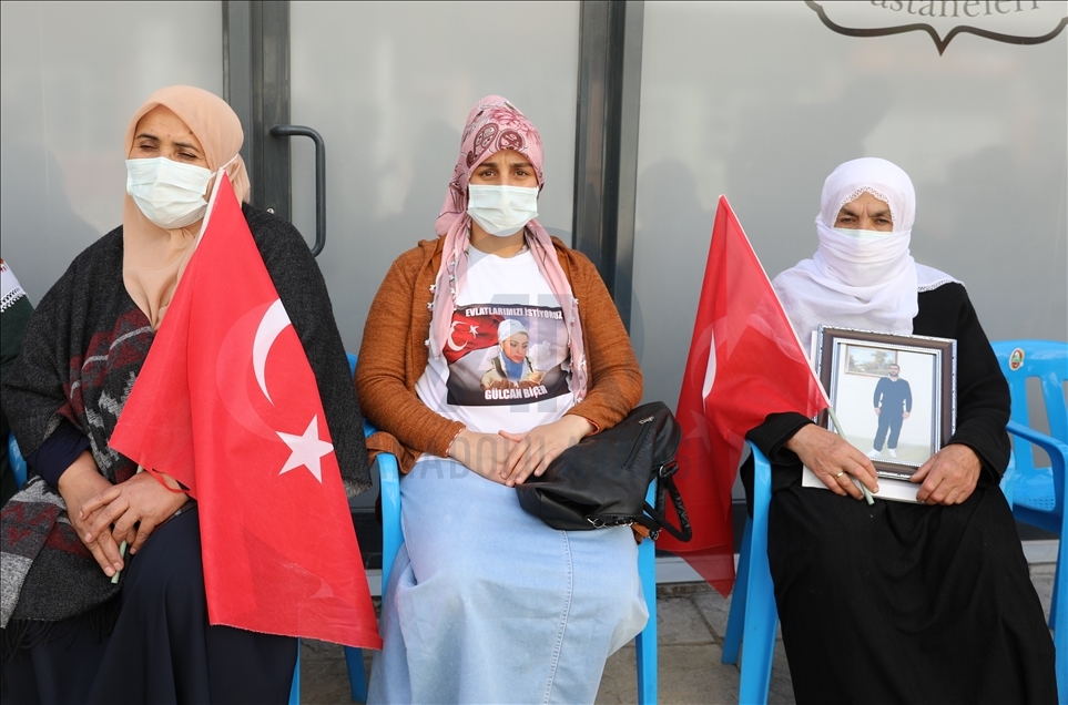 Malbateke din a ku keça wê revandine çiyê ji HDP û PKKyê ra îsyan kir