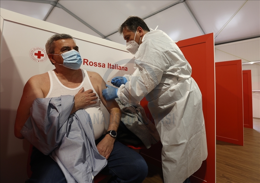 Inauguration of a new Covid-19 vaccine hub in Rome
