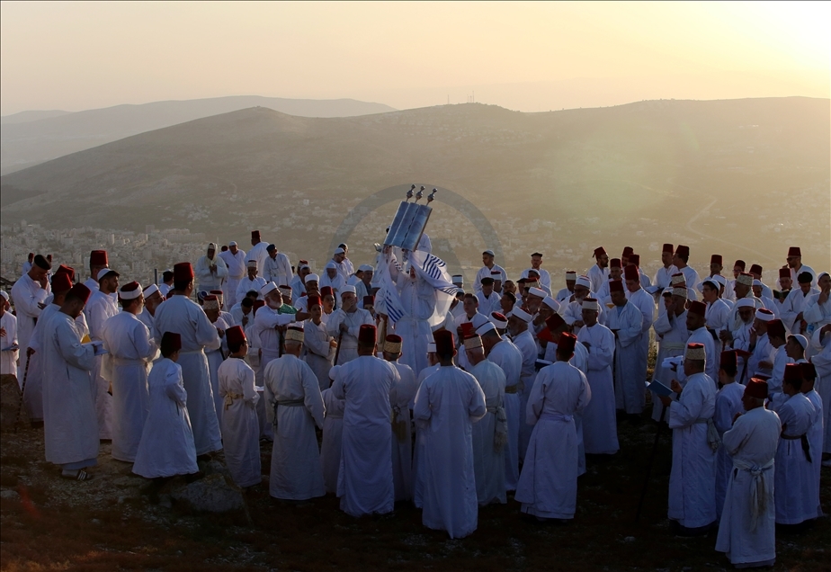 فلسطين.. السامريون يختتمون احتفالات عيد الفصح