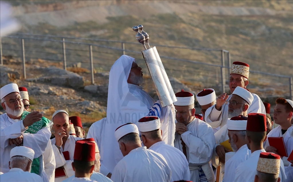 فلسطين.. السامريون يختتمون احتفالات عيد الفصح