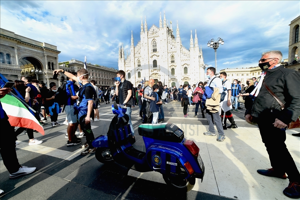 Inter supporters celebrates Italian serie A championship victory