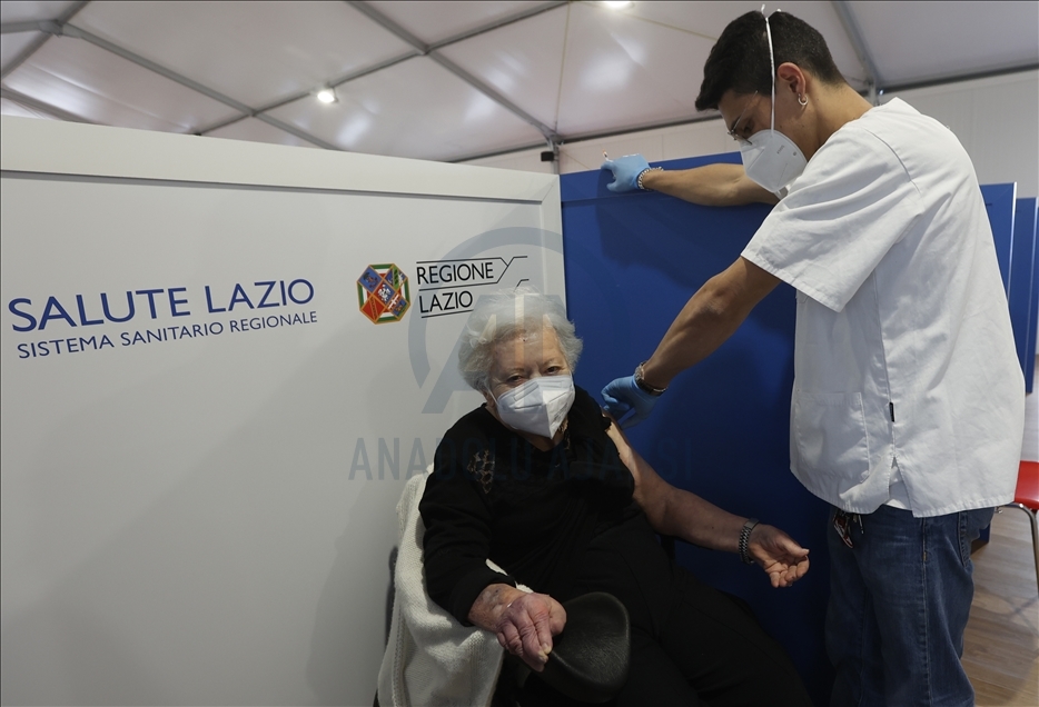 Inauguration of a new Covid-19 vaccine hub in Rome
